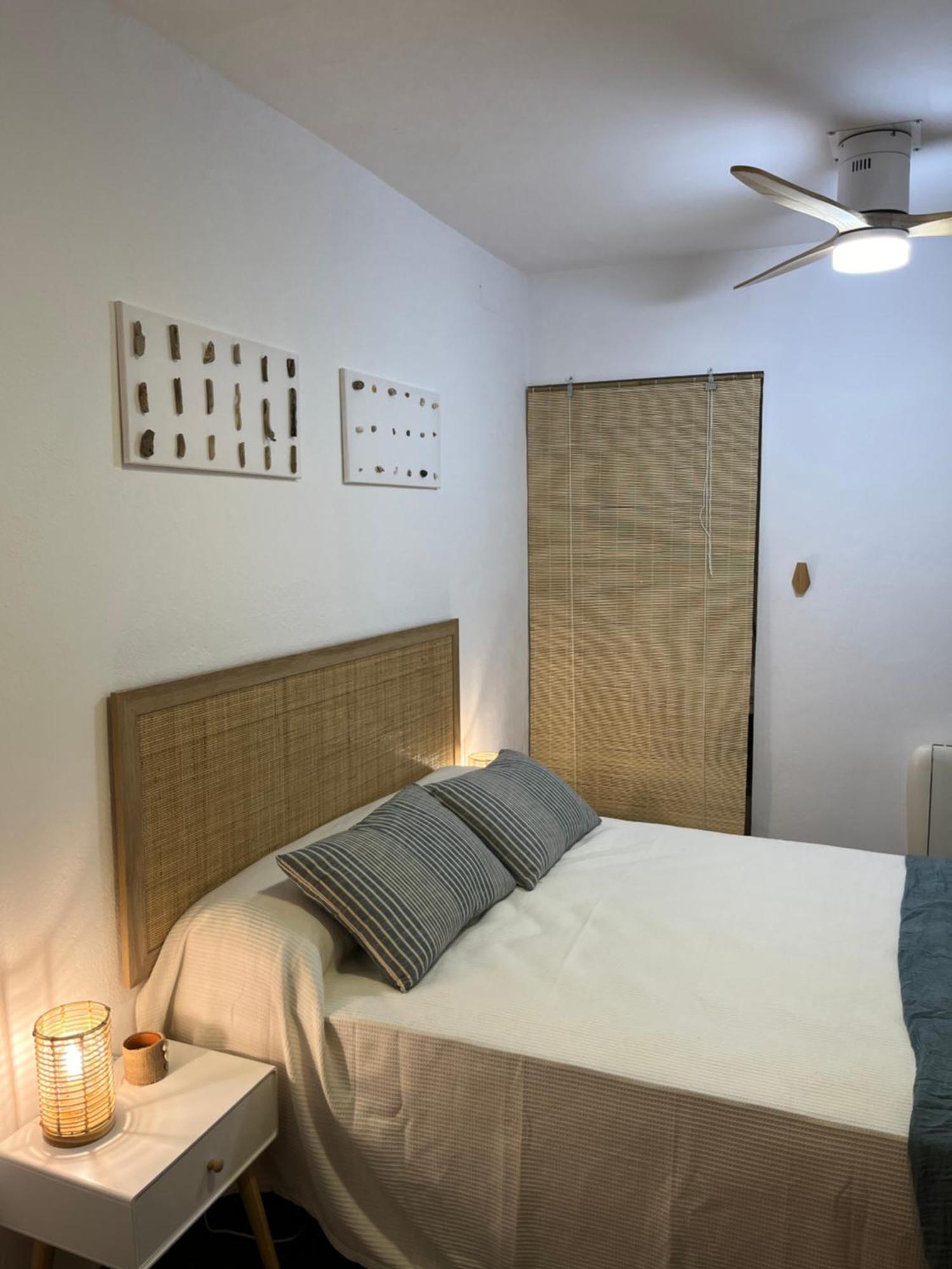 Tramuntaneta Apartment L' Escala Ngoại thất bức ảnh